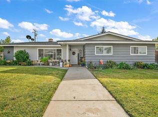 35415 Panorama Dr, Yucaipa, CA 92399