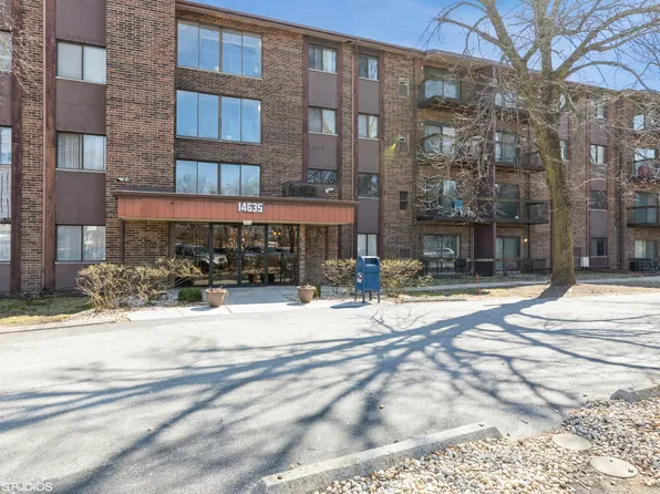 14635 Greenwood Rd APT 105, Dolton, IL 60419