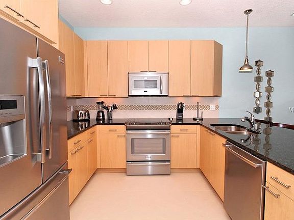 4th image of 17443 Placidity Ave