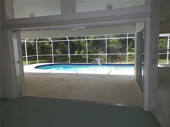 5th image of 4681 Aldovin Ave
