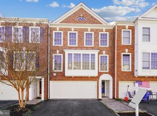 26101 Nimbleton Sq, Chantilly, VA 20152