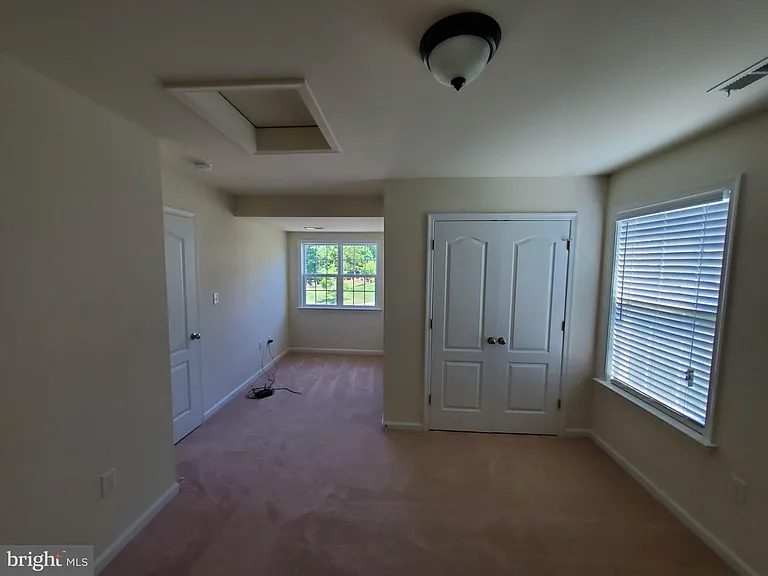 233 Kanter Dr — Photo 18