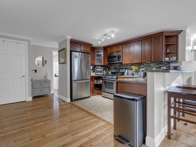 980 Tremont St APT 3, Roxbury, MA, 02120
