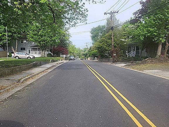 5th image of 31 Appleton Ave