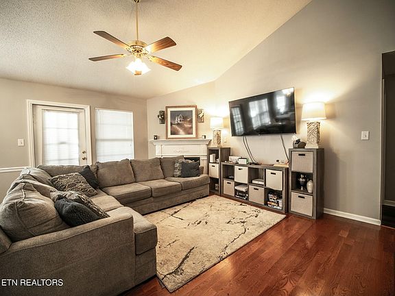 4th image of 3009 Ginnbrooke Ln