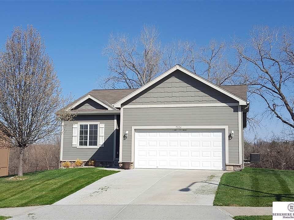 1st image of 7324 Frederick Cir