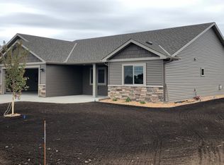 122 Glenview Loop, Saint Cloud, MN 56303