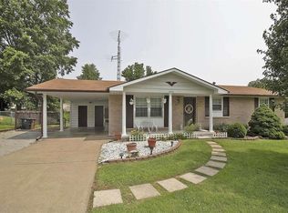 2546 Masters Dr, Cape Girardeau, MO 63701
