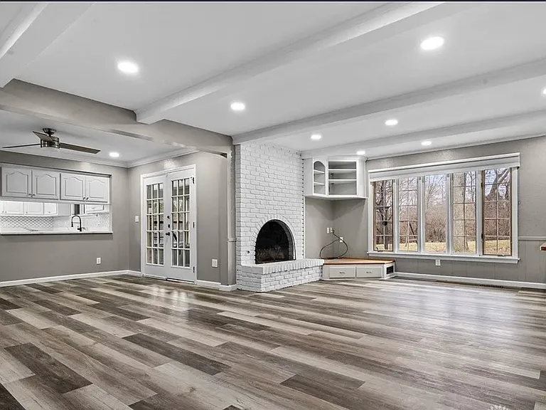 5770 Willow Walk — Photo 10