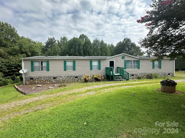 7014 River Bend Rd, Claremont, NC 28610