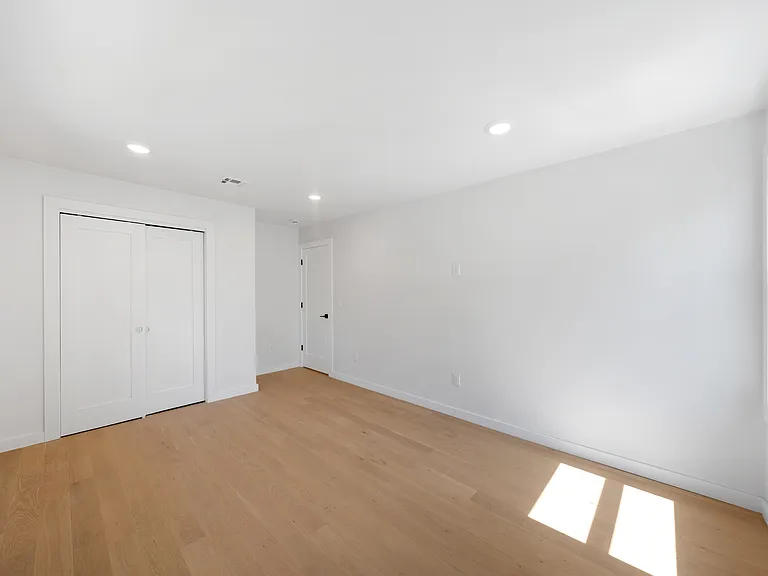 3 Meadow Rd #2 — Photo 9