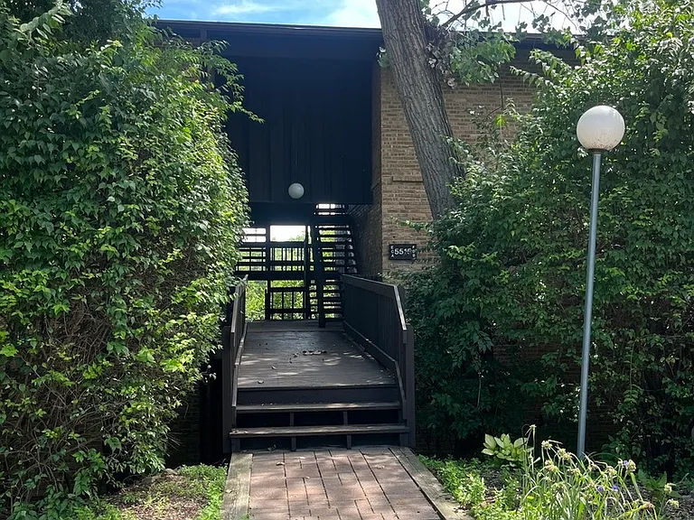5515 E Lake Dr #D — Photo 1