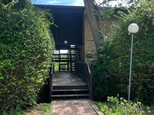 5515 E Lake Dr APT D, Lisle, IL 60532