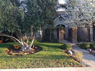 2465 Lexington Ave, Clovis, CA 93619