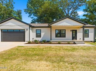106 Federal Ferry Cir, Vonore, TN 37885