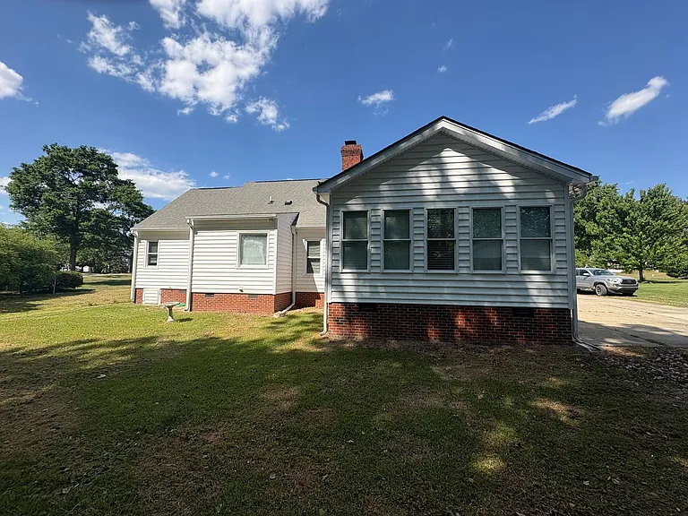 2024 Queen Charlotte Pl #HOUSE — Photo 34