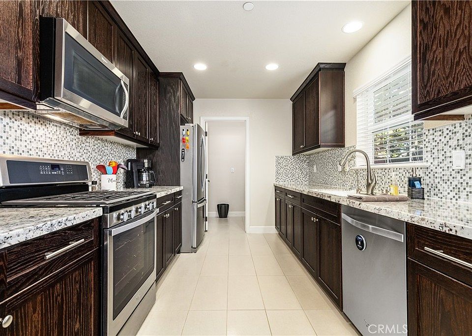 1st image of 1158 Galeria Cir