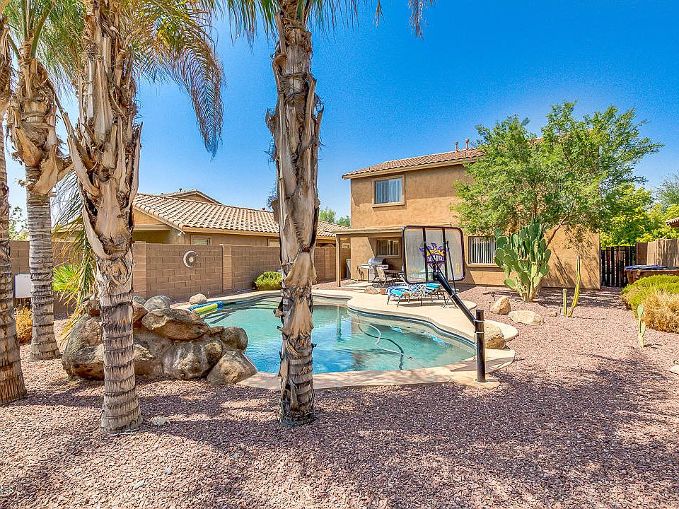 1st image of 1683 E Maddison Cir