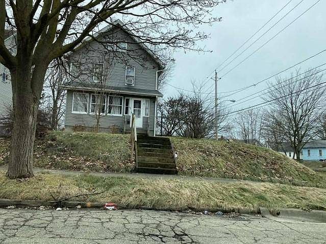 1st image of 62 E Ido Ave