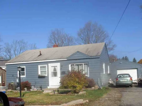 6 Davidson Ave, Greenville, PA 16125