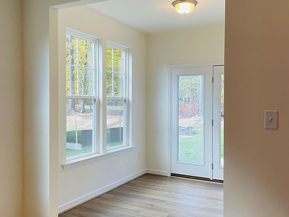 5th image of 10836 Farmstead Mill Ln