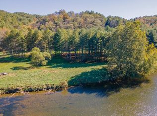 3 Old Boyer Ferry Rd, Galax, VA 24333