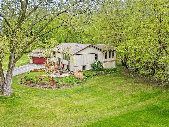 3rd image of 9701 Shore Ct