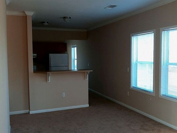 3rd image of 12124A Prudie Cir #0