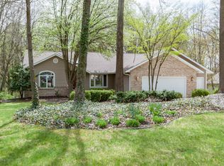 120 Naples Ct, Kalamazoo, MI 49009