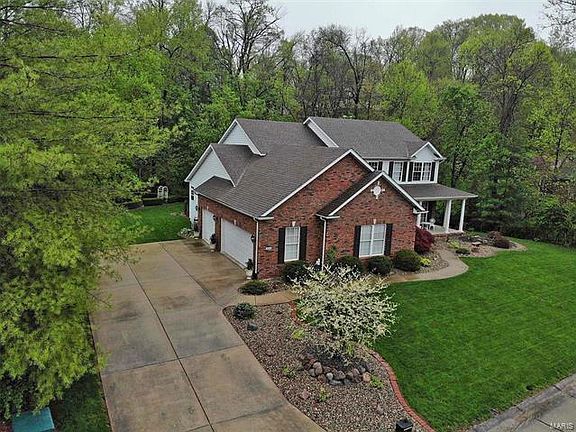 3rd image of 428 Westchester