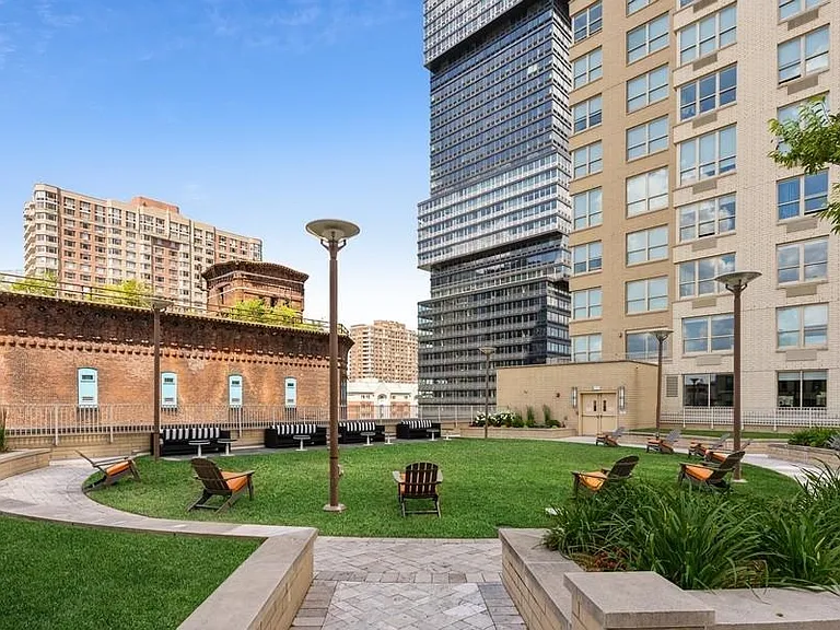 88 Morgan St #4708 — Photo 24