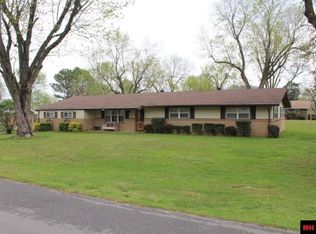 1503 Benton St, Mountain Home, AR 72653
