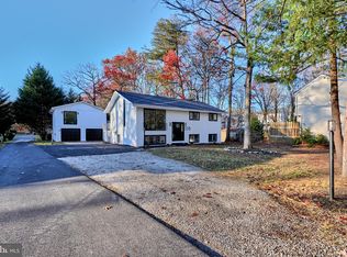 508 Saint Martins Ln, Severna Park, MD 21146