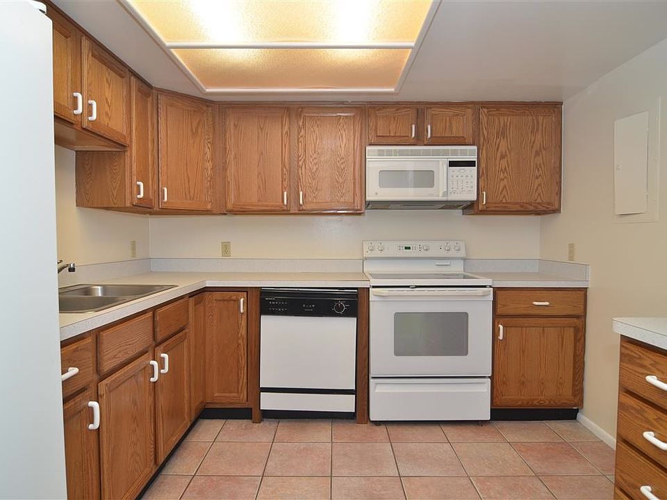 2nd image of 542 Finchley Rd