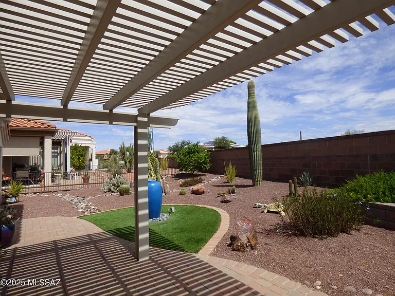14274 N Trade Winds Way — Photo 32