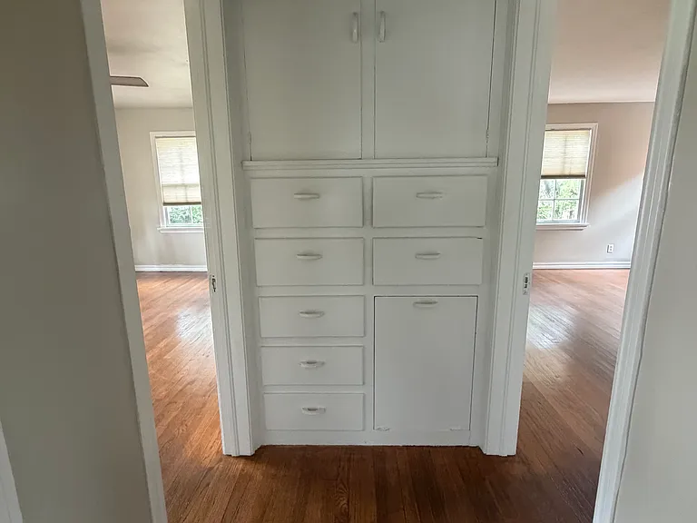 3714 N Shartel Ave — Photo 11