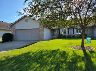 3207 Red Oak Ln, Springfield, IL 62712