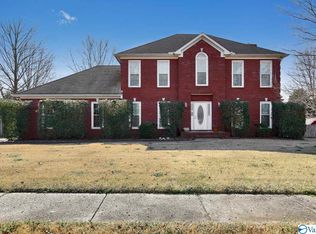 104 Kingswood Dr, Huntsville, AL 35806