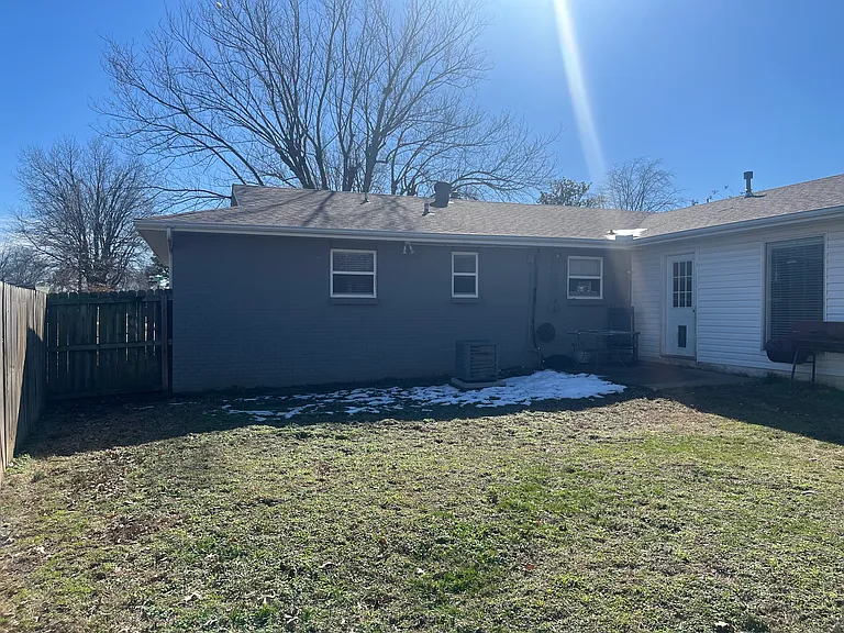 3006 Scott Ln — Photo 44