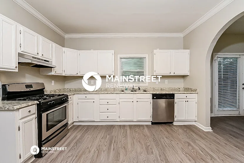 4001 Park Place Circle — Photo 4