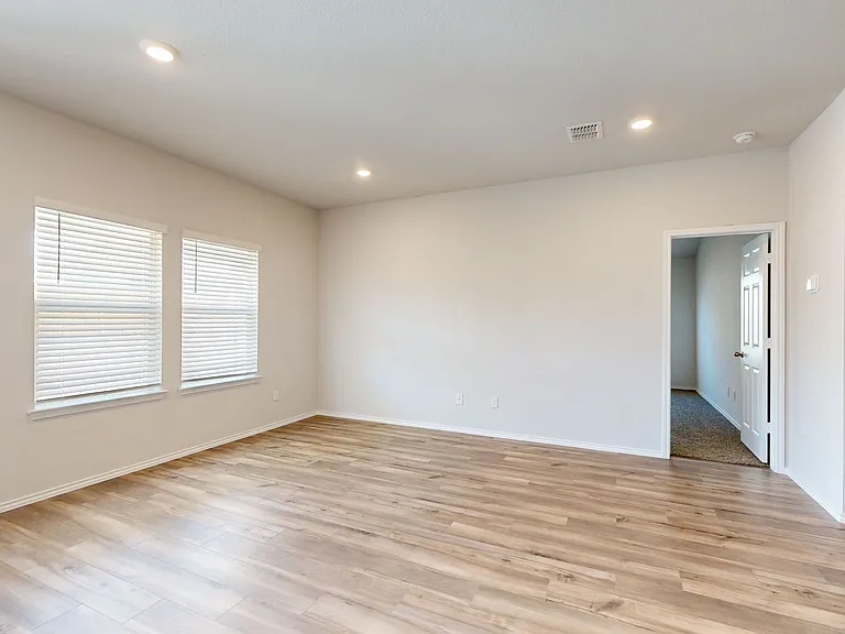 824 Chambray Dr — Photo 24