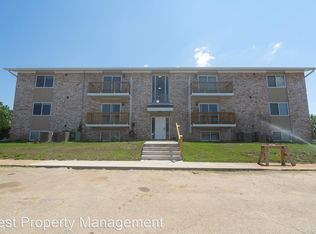 1210 Auburn Dr SW #N2, Cedar Rapids, IA 52404