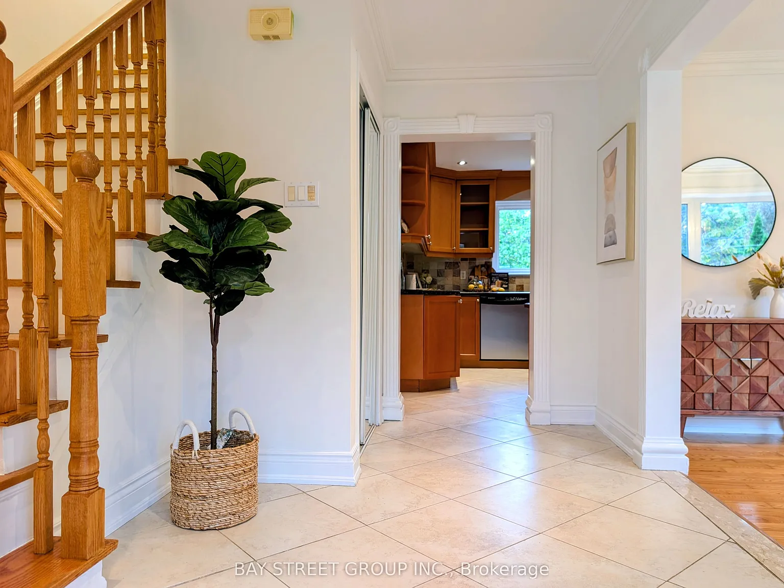 4 bed, $3,600 — Photo 2
