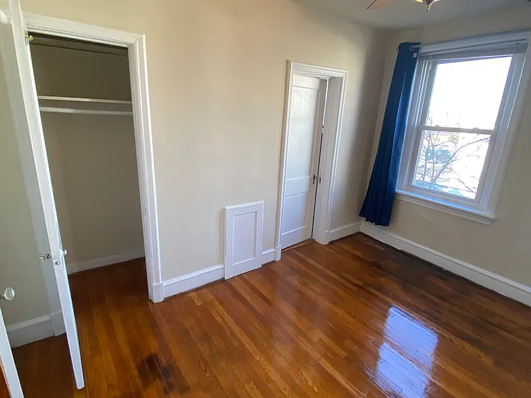 3426 W Grace St #9 — Photo 25