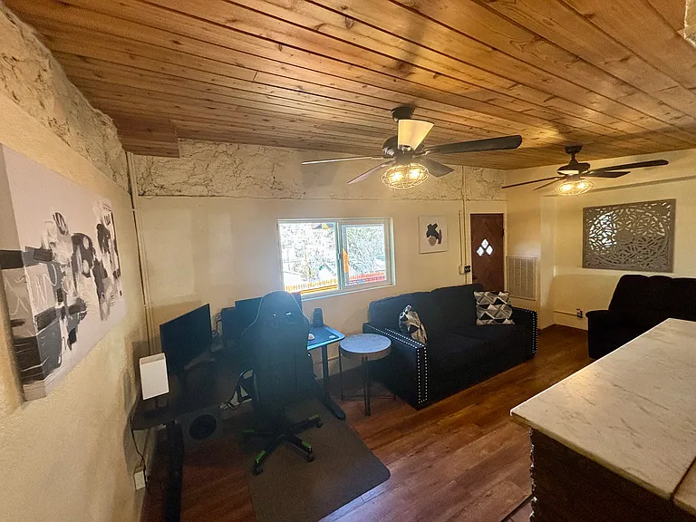 111 E Navajo Dr — Photo 12