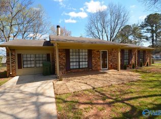 3617 White Oak Way SW, Huntsville, AL 35805