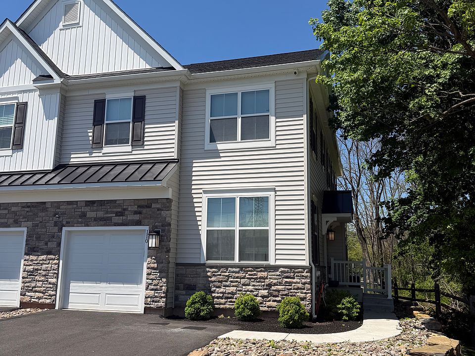 1st image of 110 Weaver Ct