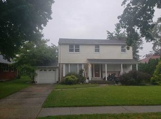 102 Patton Blvd, New Hyde Park, NY 11040