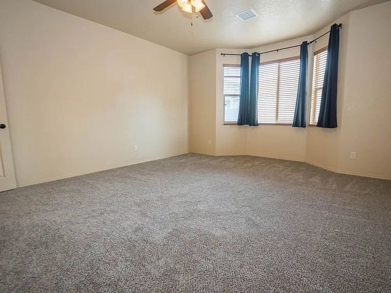 278 Bainbridge Dr — Photo 21