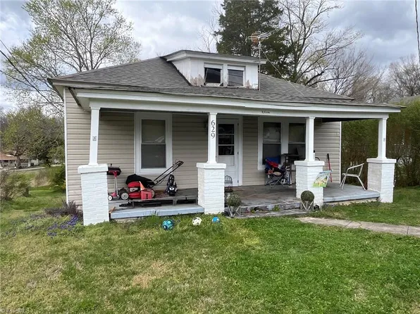 629 Lee St, Eden, NC 27288